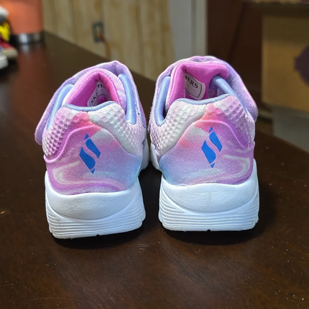 Skechers Rainbow Sneakers Size 6‎